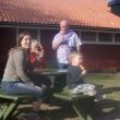 Een ijsje eten bij H&ouml;gbo.
